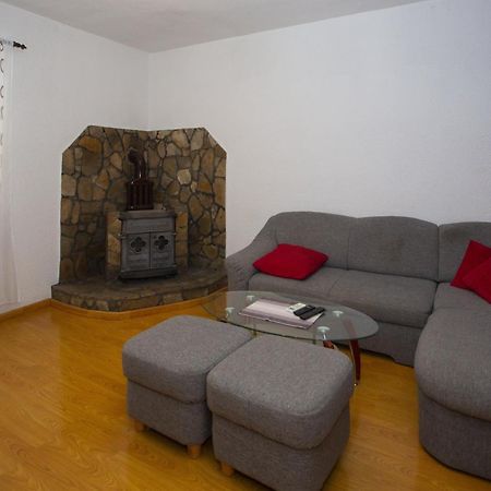 Apartments With A Parking Space Podgora, Makarska - 12816 Room photo